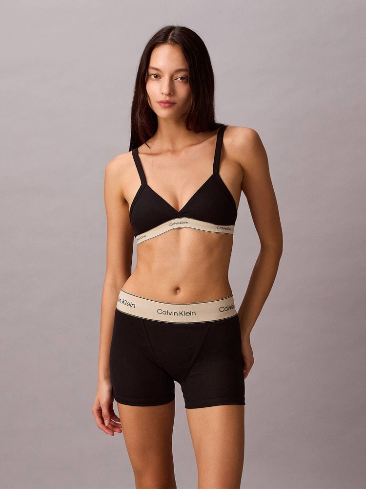 ❤️新品❤️カルバンクライン　ブラ&3カラーショーツ ブラック　US Sサイズ Calvin Klein カルバンクライン 下着 レディース 上下セット