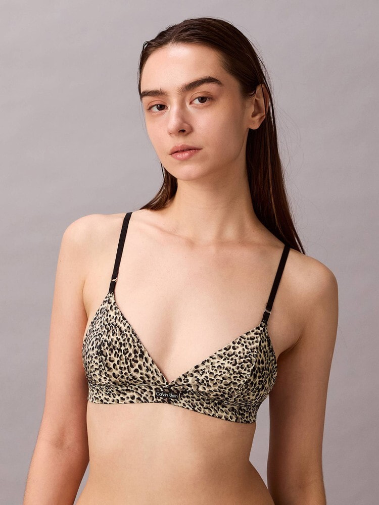 ブラ - Satin ライトリーライントライアングルブラ[ナナ、トゥ着用商品