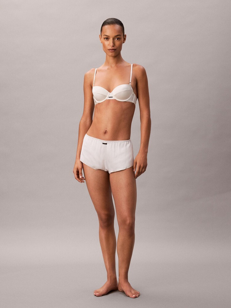 ブラ - Satin ライトリーラインデミカップブラ | カルバン・クライン