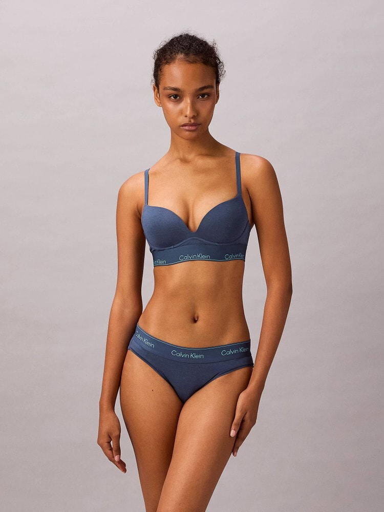 商品一覧 | カルバン・クライン 公式オンラインストア