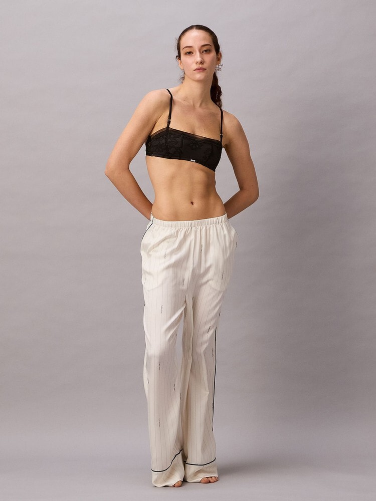 CKカルバンクライン 柄織　 ノースリーブブラウス 　4 ck Calvin Klein - CKカルバンクライン 柄織 ノースリーブブラウス 4