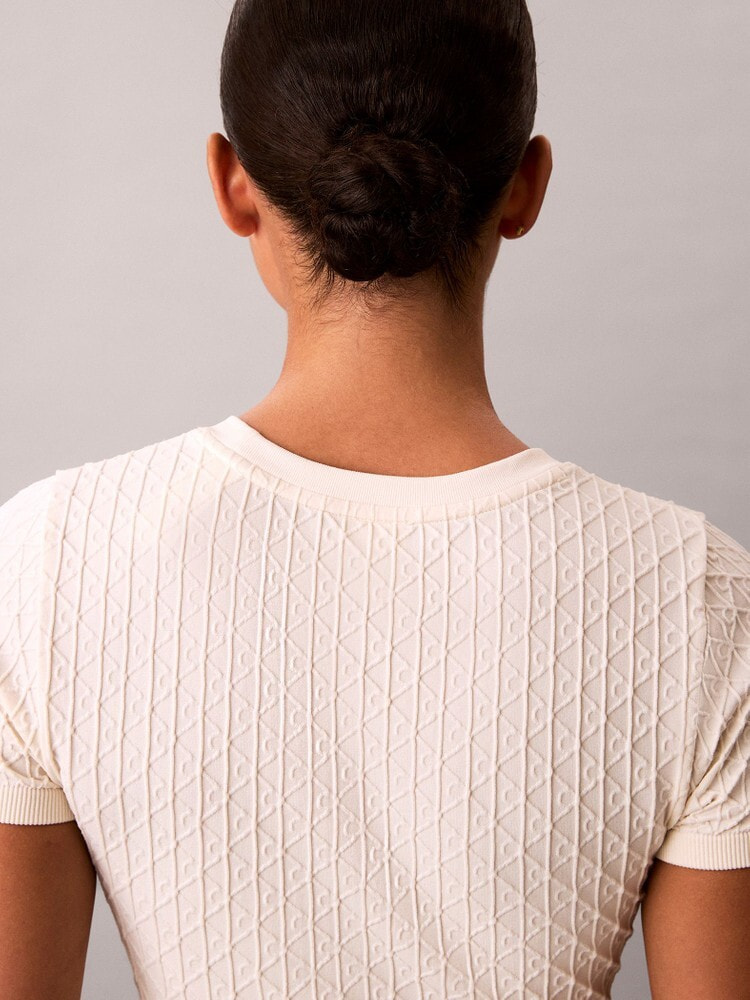 ウィメンズ | トップス | カルバン・クライン 公式オンラインストア