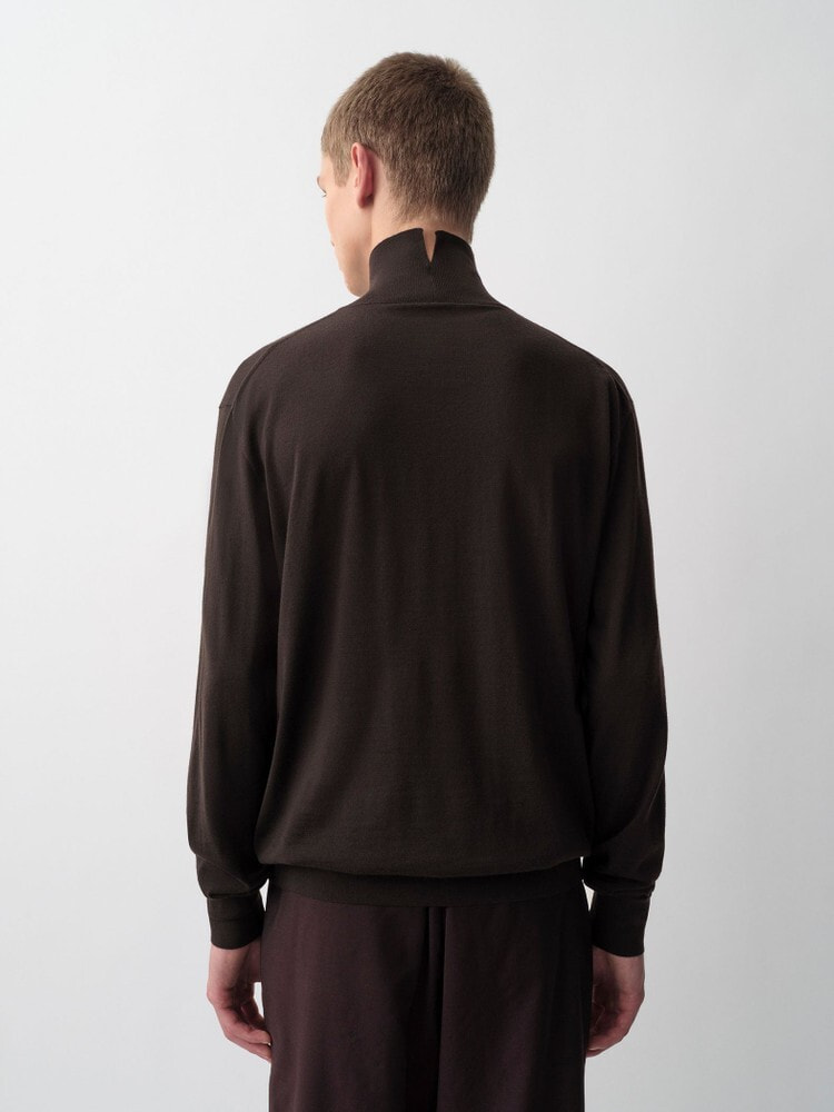 カルバンクライン　美品❗️高品質❗️最高級メリノウール100❗️黒ニットレトロ Calvin Klein（カルバン・クライン） セーター ニット クラシック
