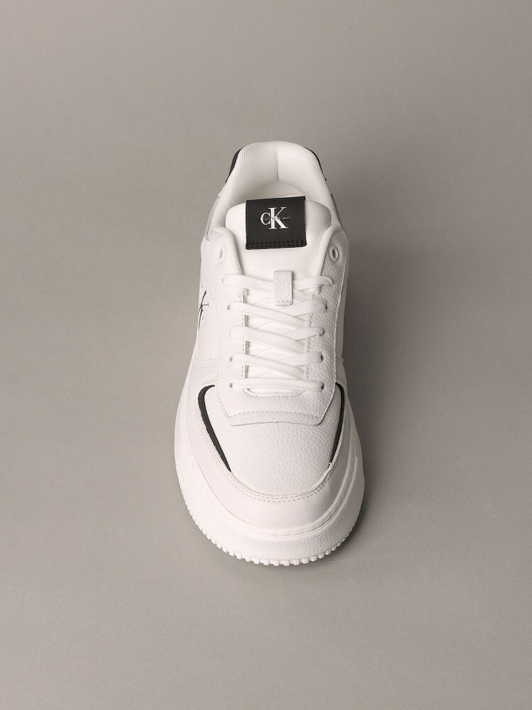 スニーカー - チャンキーカップソールローカットレザー