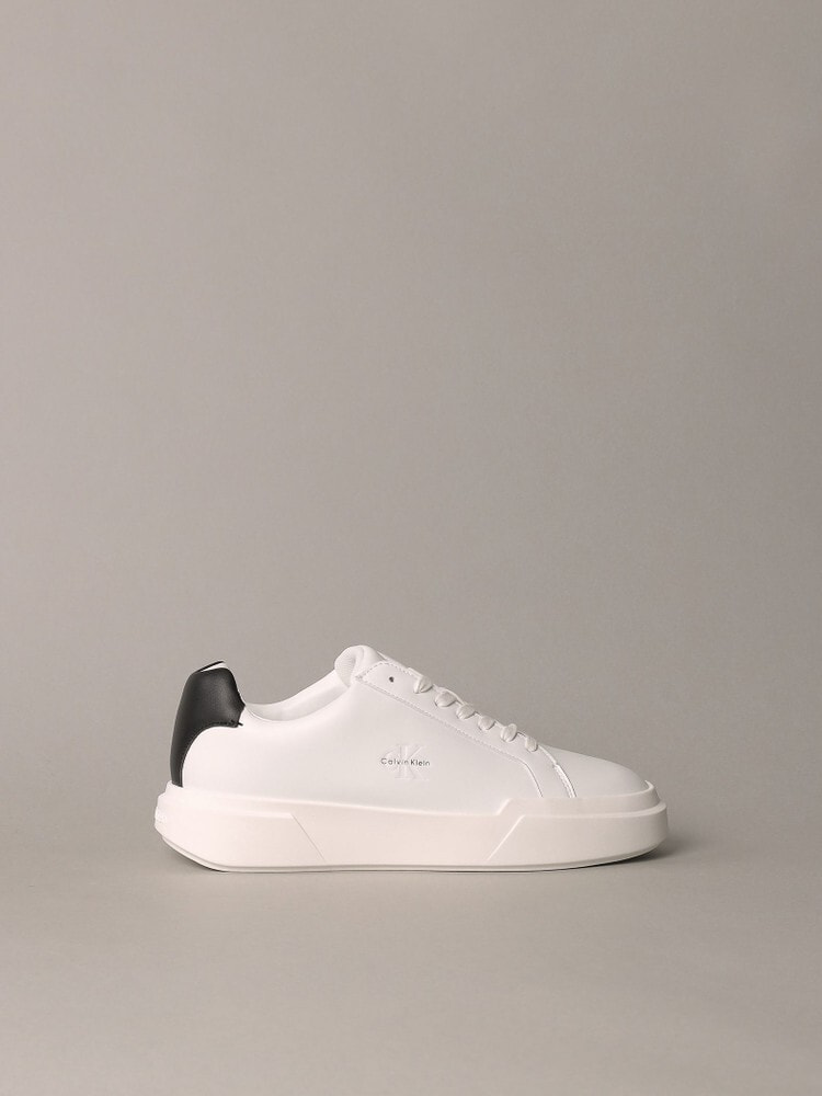   カルバン・クライン Calysse Sneaker スニーカー Amazon.com | Calvin Klein Women's Calysse Sneaker, White 146