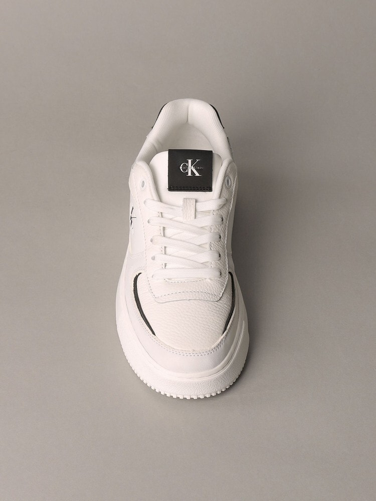 スニーカー - チャンキーカップソールローカットレザー