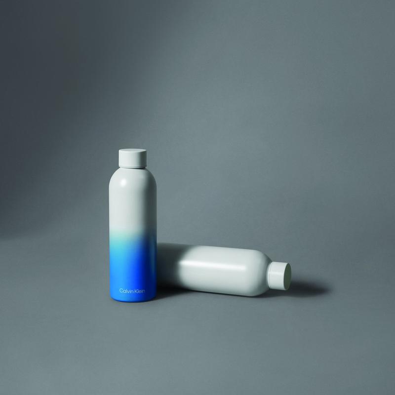 デニムパンツを含む4万円(税込)以上ご購入で「ウォーターボトル」プレゼント