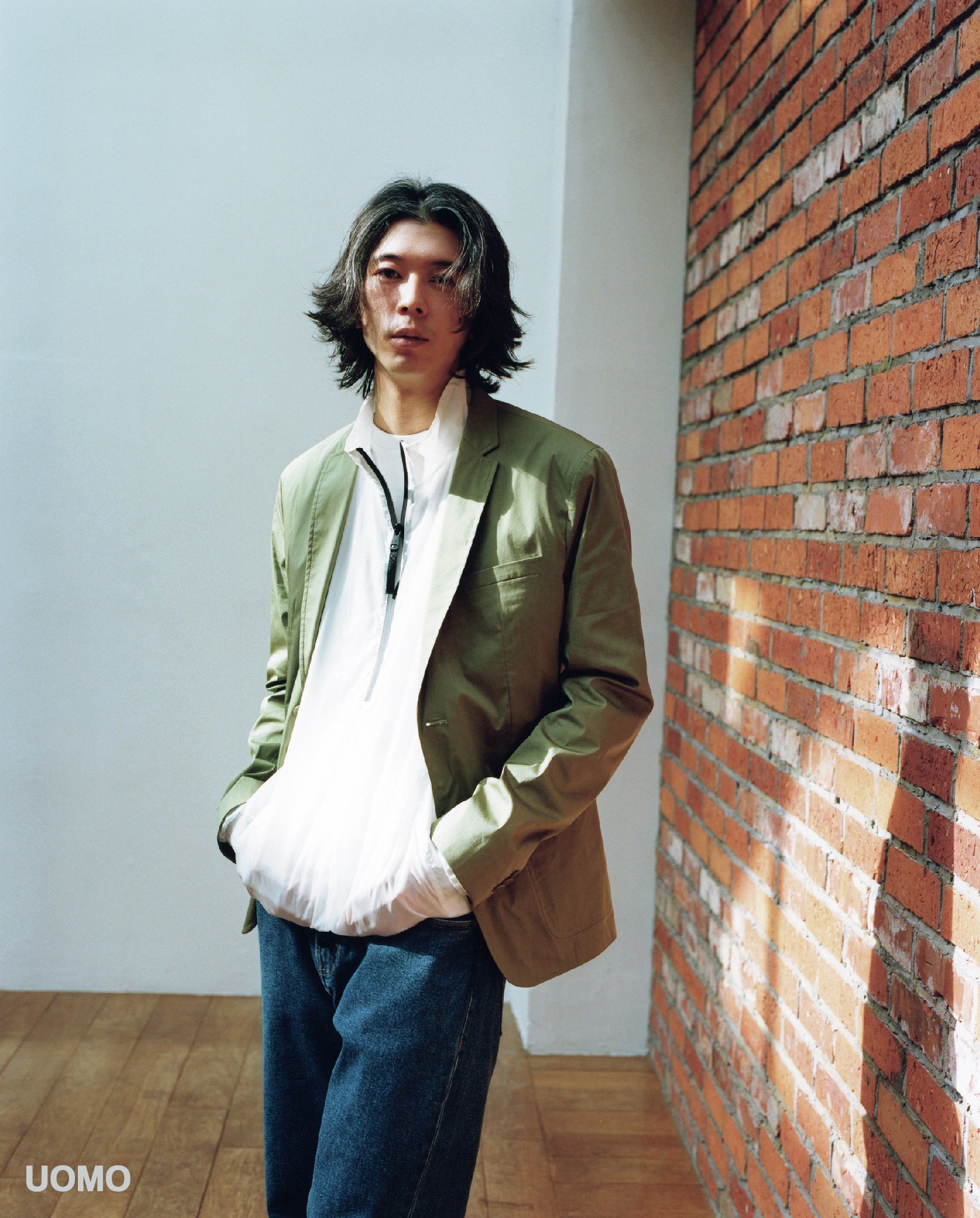 髙橋 義明さんが着用 カルバン・クラインのスプリングコレクション